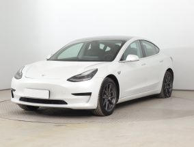 Tesla Model 3 - 2020