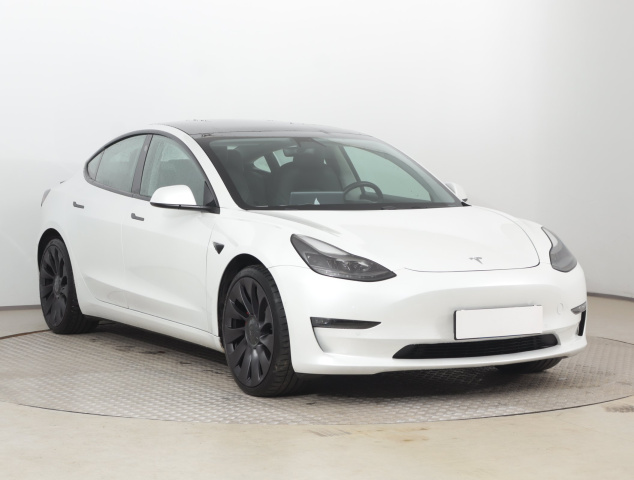 Tesla Model 3 2020