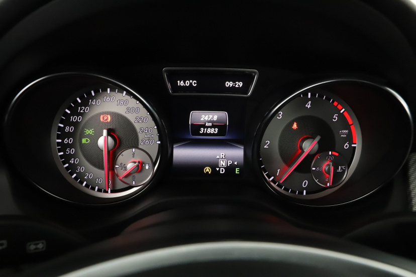 Mercedes-Benz GLA, 2016
