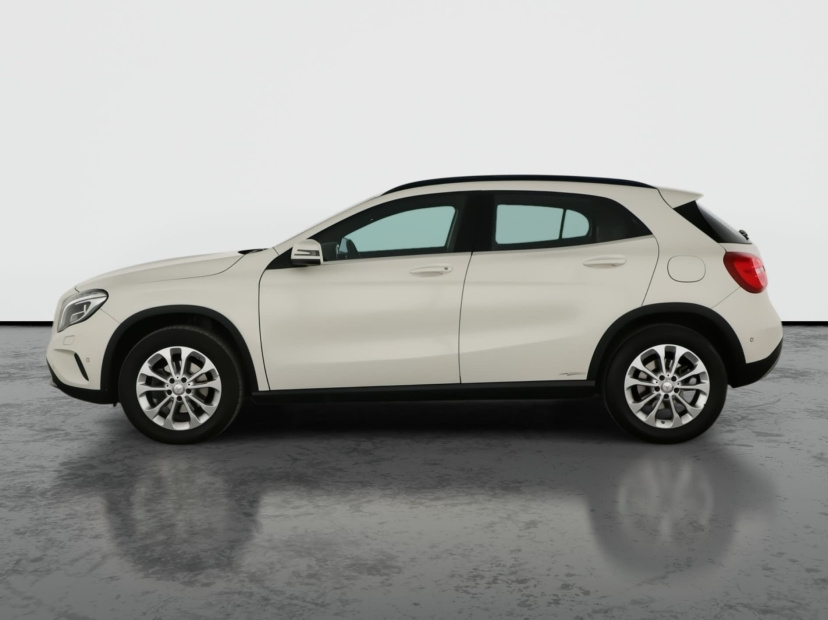 Mercedes-Benz GLA, 2016