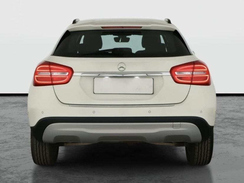 Mercedes-Benz GLA, 2016