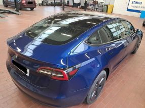 Tesla Model 3 - 2021