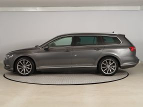 Volkswagen Passat - 2016