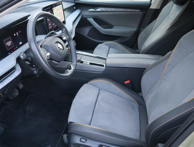 Škoda Superb - 2024