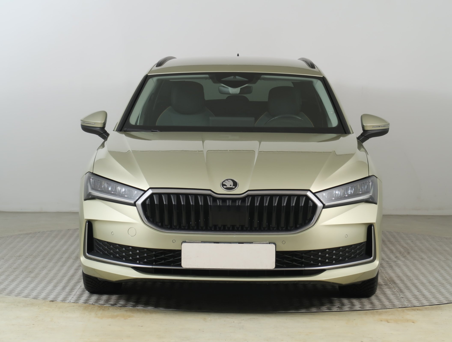 Škoda Superb - 2024