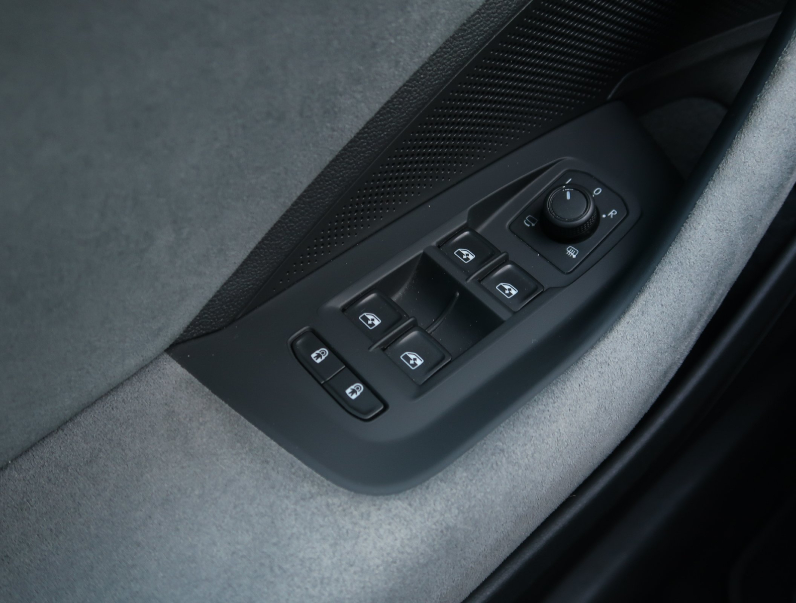 Škoda Superb - 2024