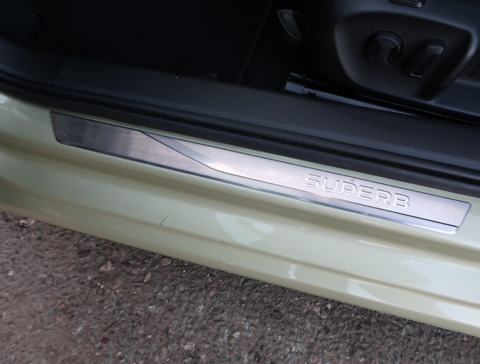 Škoda Superb - 2024