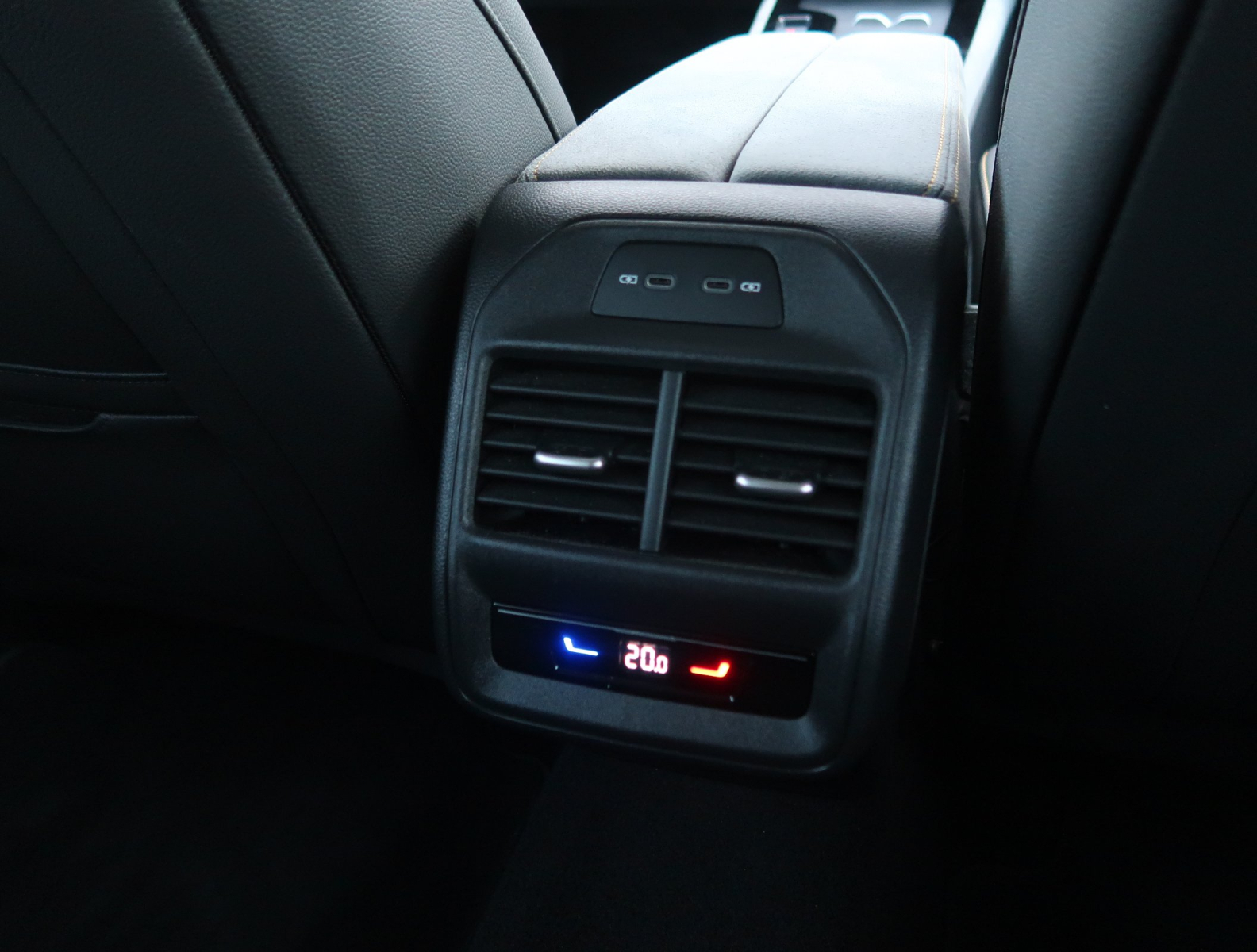 Škoda Superb - 2024