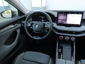 Škoda Superb - 2024
