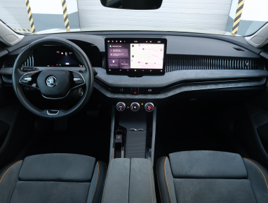 Škoda Superb - 2024