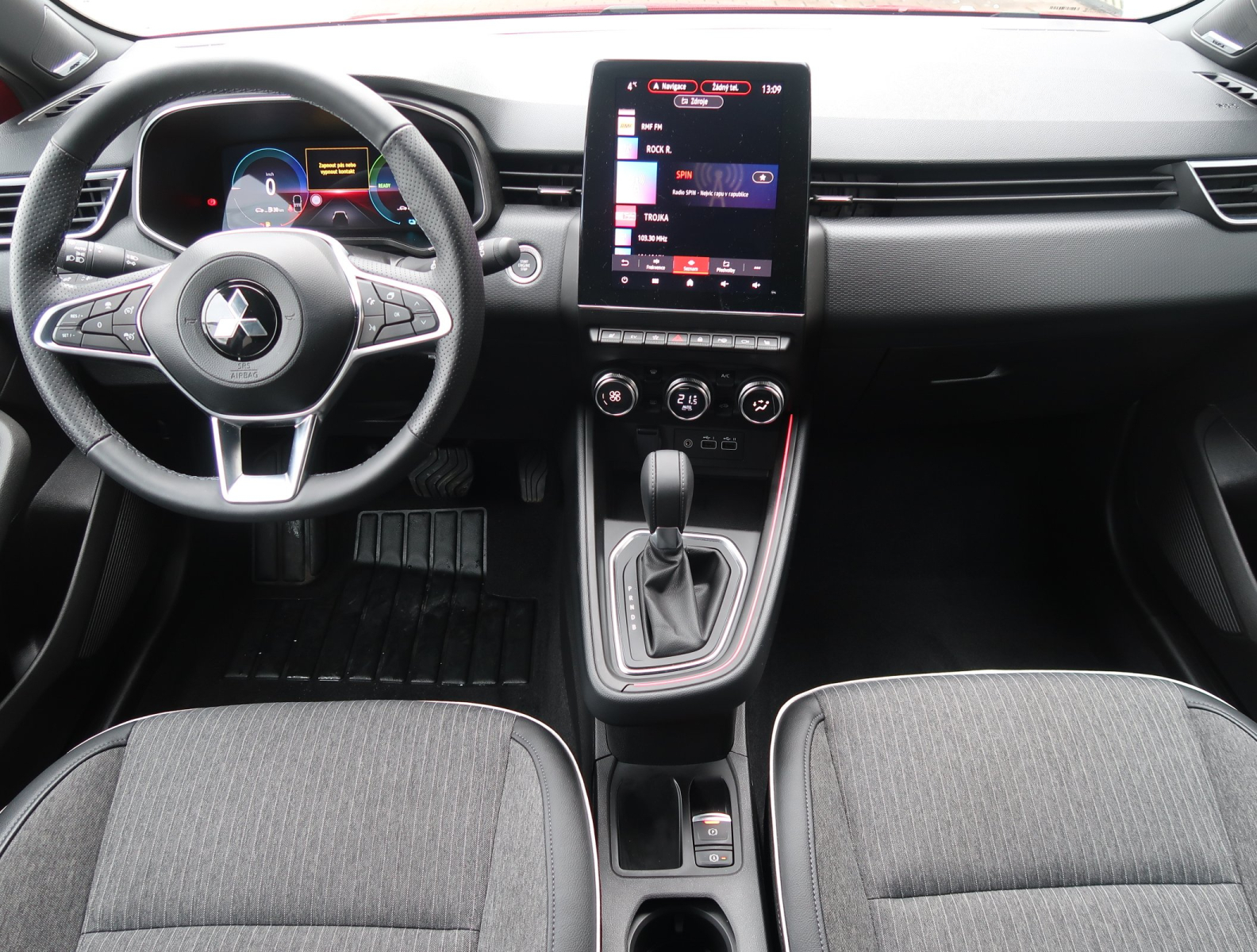 Mitsubishi Colt - 2024