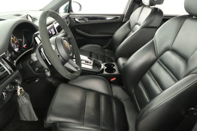 Porsche Macan - 2022