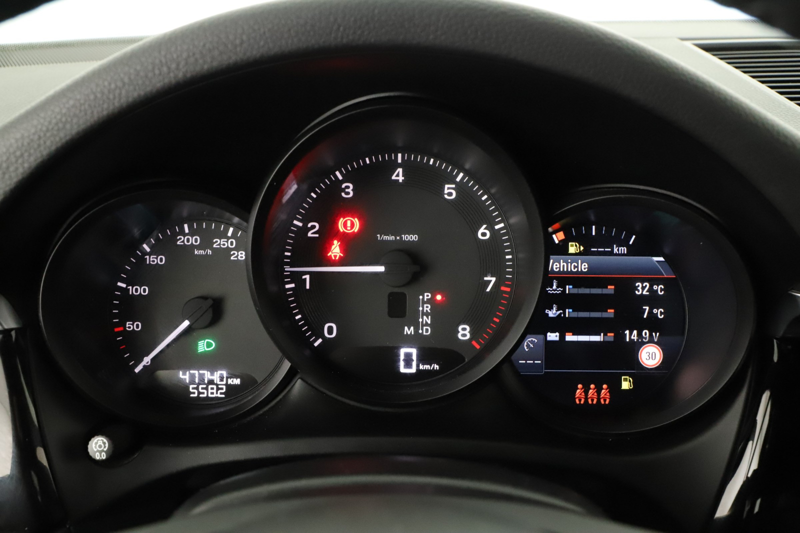 Porsche Macan - 2022