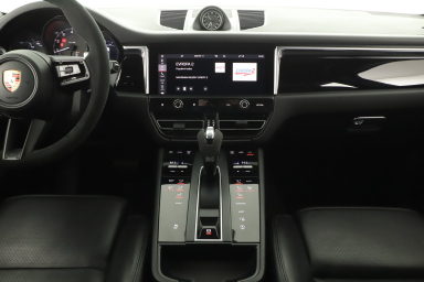Porsche Macan - 2022