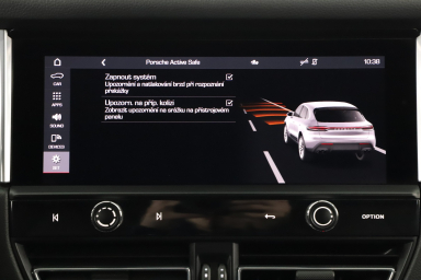 Porsche Macan - 2022