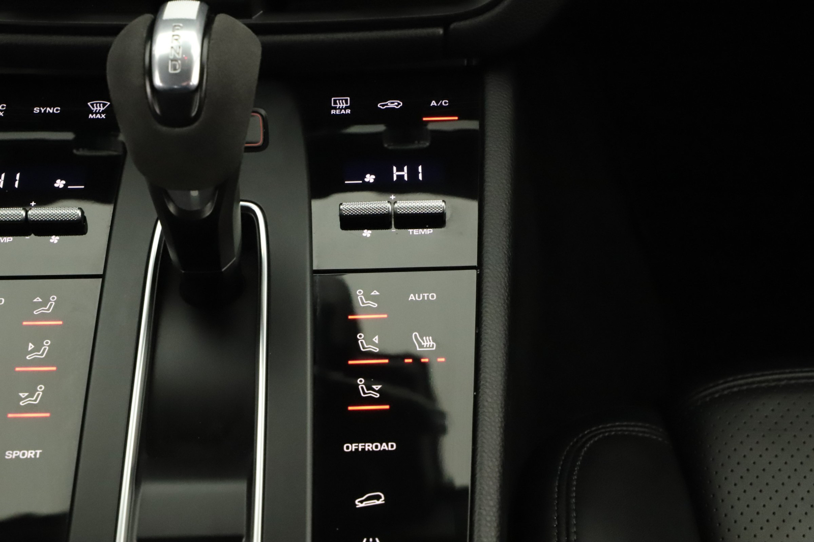 Porsche Macan - 2022