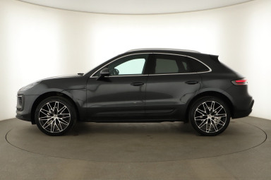 Porsche Macan - 2022