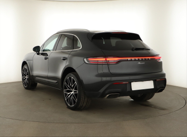 Porsche Macan - 2022