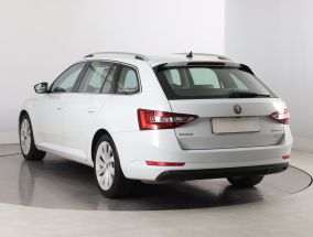 Škoda Superb - 2016