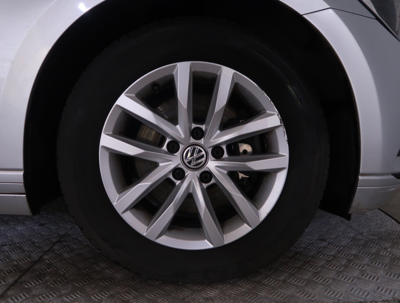 Volkswagen Passat, 2017