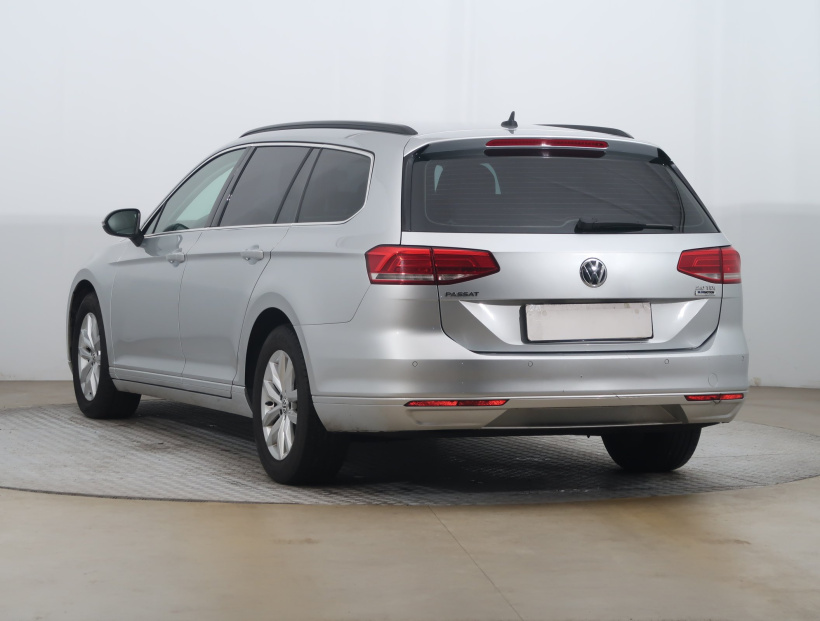Volkswagen Passat, 2017