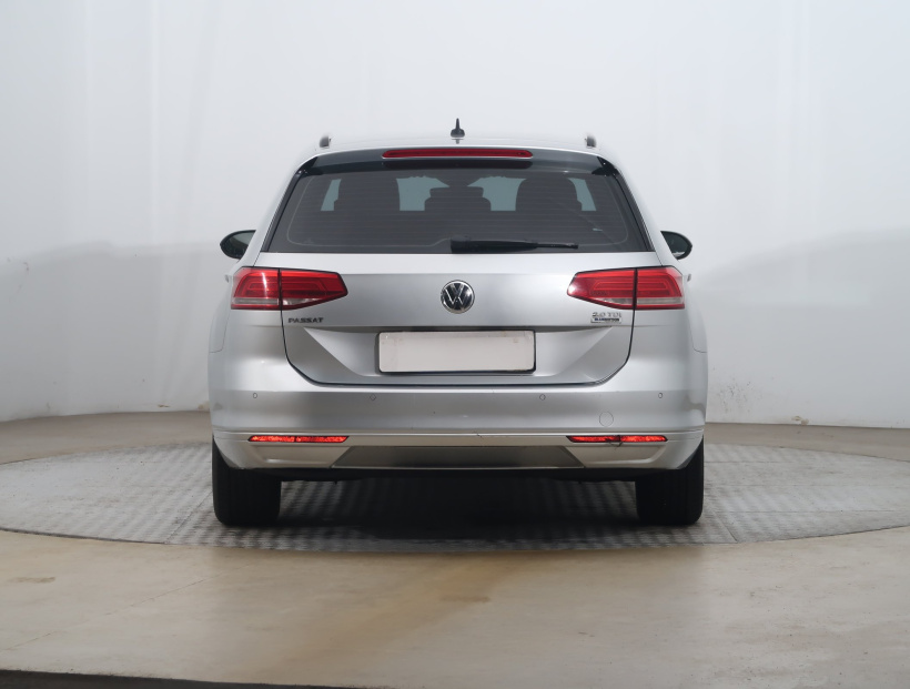 Volkswagen Passat, 2017