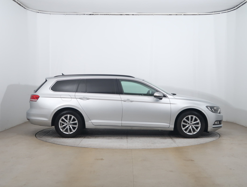 Volkswagen Passat, 2017