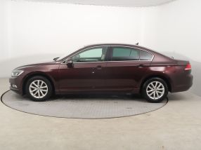 Volkswagen Passat - 2015