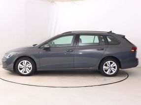 Volkswagen Golf - 2021