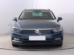 Volkswagen Passat - 2015
