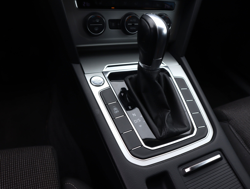 Volkswagen Passat, 2015