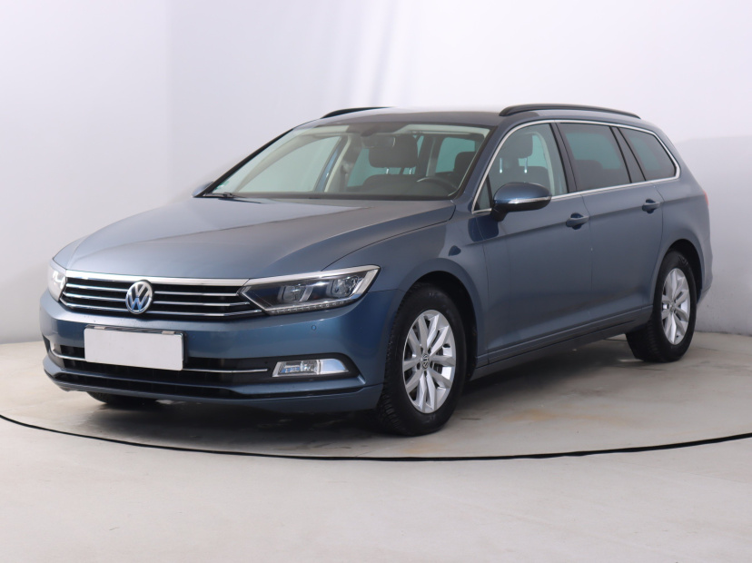 Volkswagen Passat, 2015