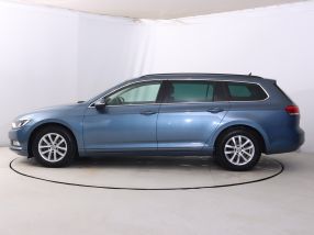 Volkswagen Passat - 2015