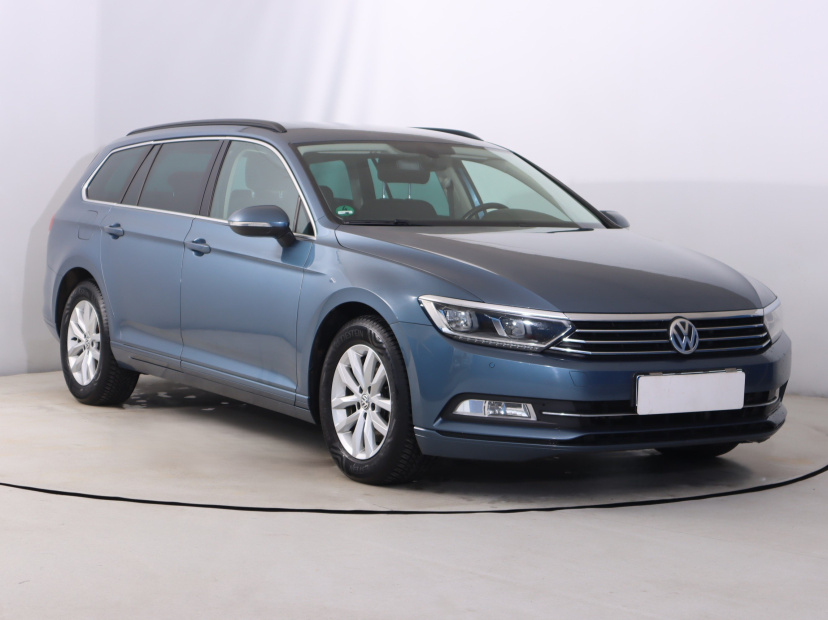 Volkswagen Passat, 2015