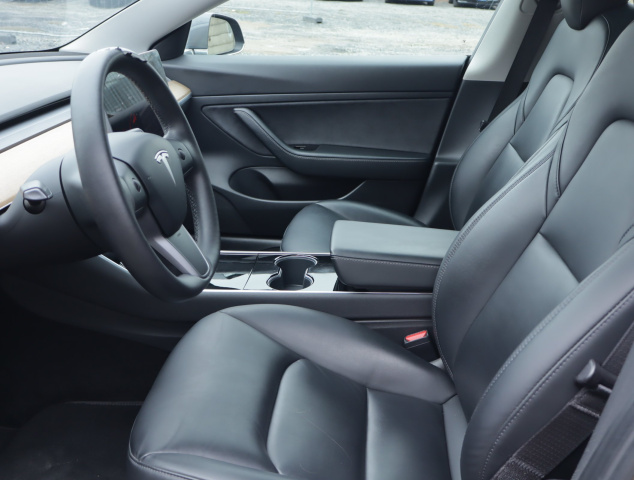 Tesla Model 3 Std Range Plus LFP