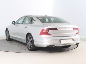 Volvo S90 - 2017