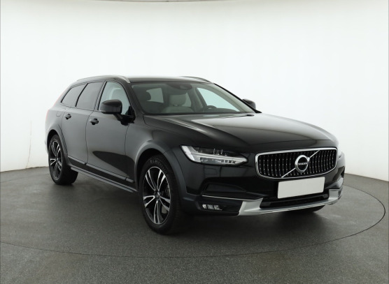 Volvo V90 Cross Country