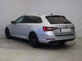 Škoda Superb - 2017