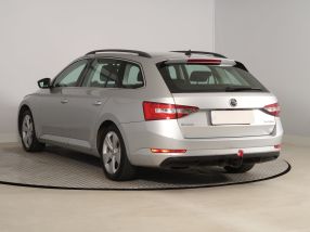 Škoda Superb - 2017