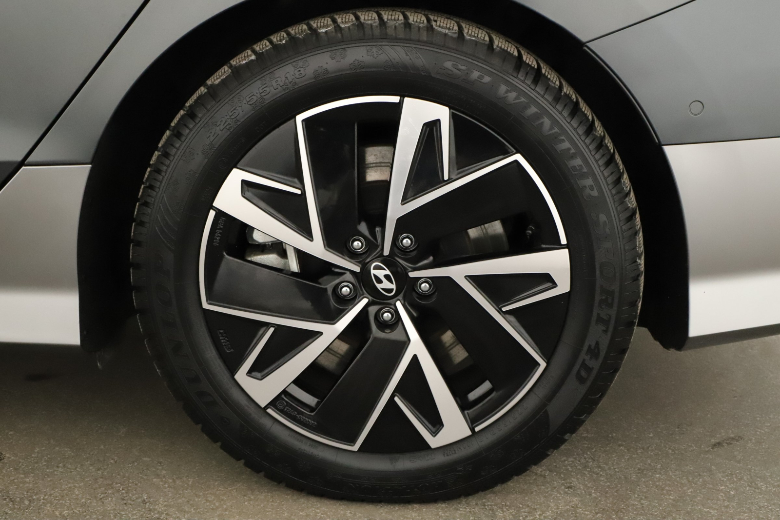 Hyundai Ioniq 6 - 2023