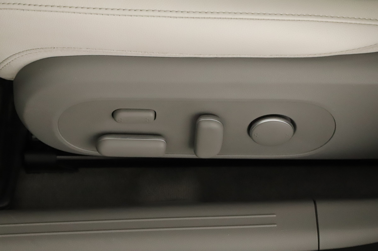 Hyundai Ioniq 6 - 2023