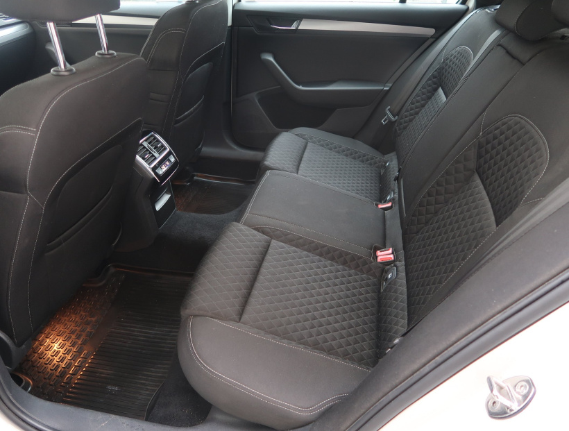 Škoda Superb, 2016