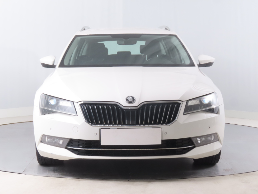 Škoda Superb, 2016