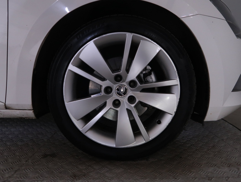 Škoda Superb, 2016