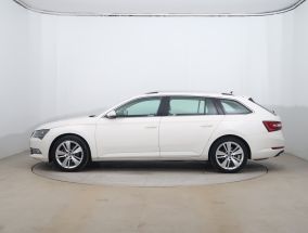 Škoda Superb - 2016