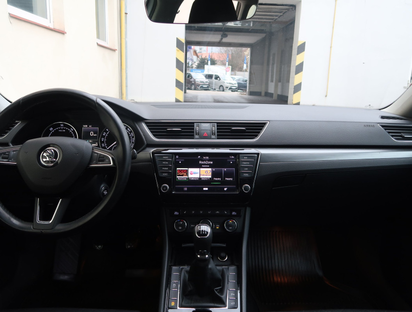 Škoda Superb, 2016