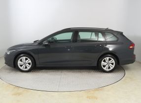 Volkswagen Golf - 2021
