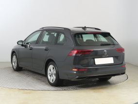 Volkswagen Golf - 2021