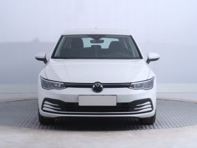 Volkswagen Golf - 2021