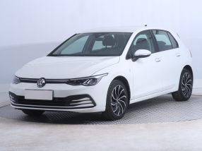 Volkswagen Golf - 2021